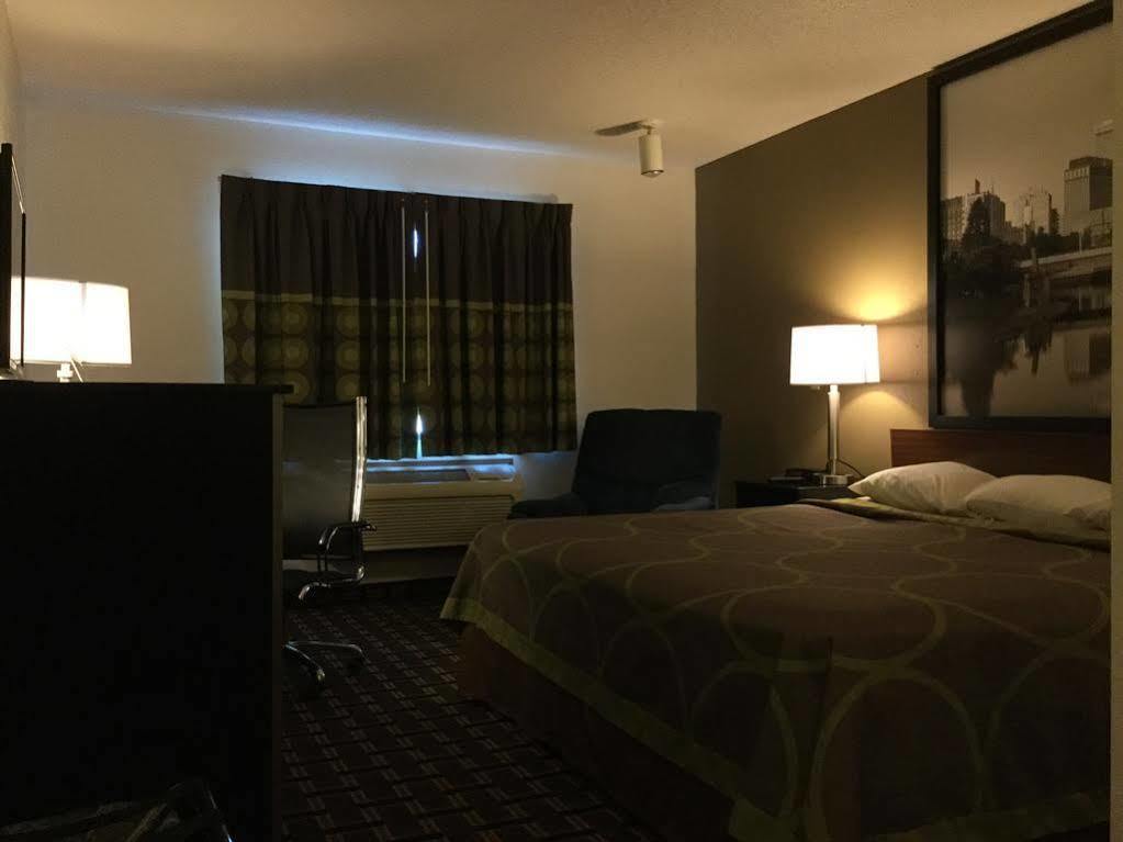 Super 8 By Wyndham Wayne Hotel Kültér fotó